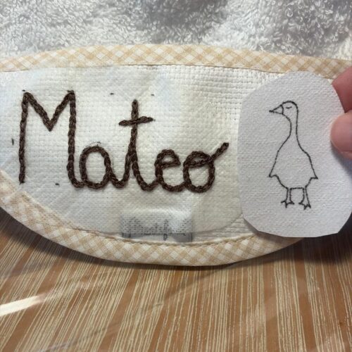 babero pato