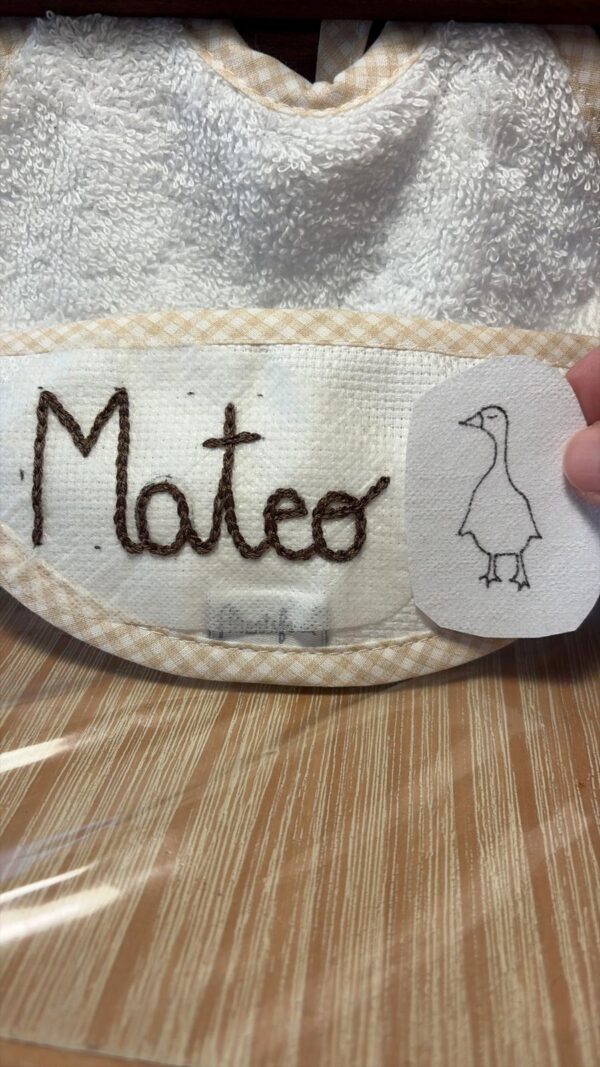 babero pato